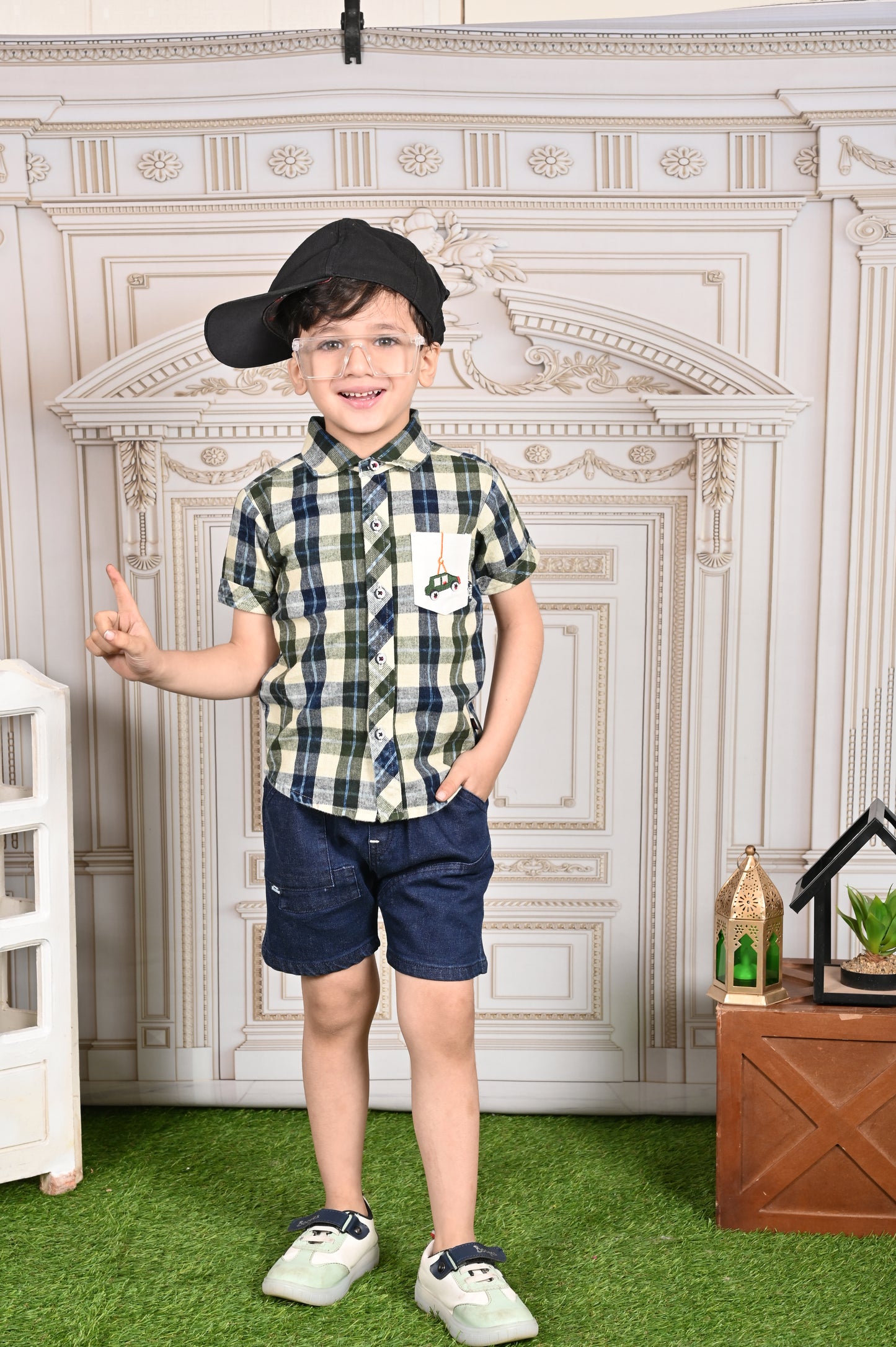 Cord Checks Shirt With Contrast Pocket