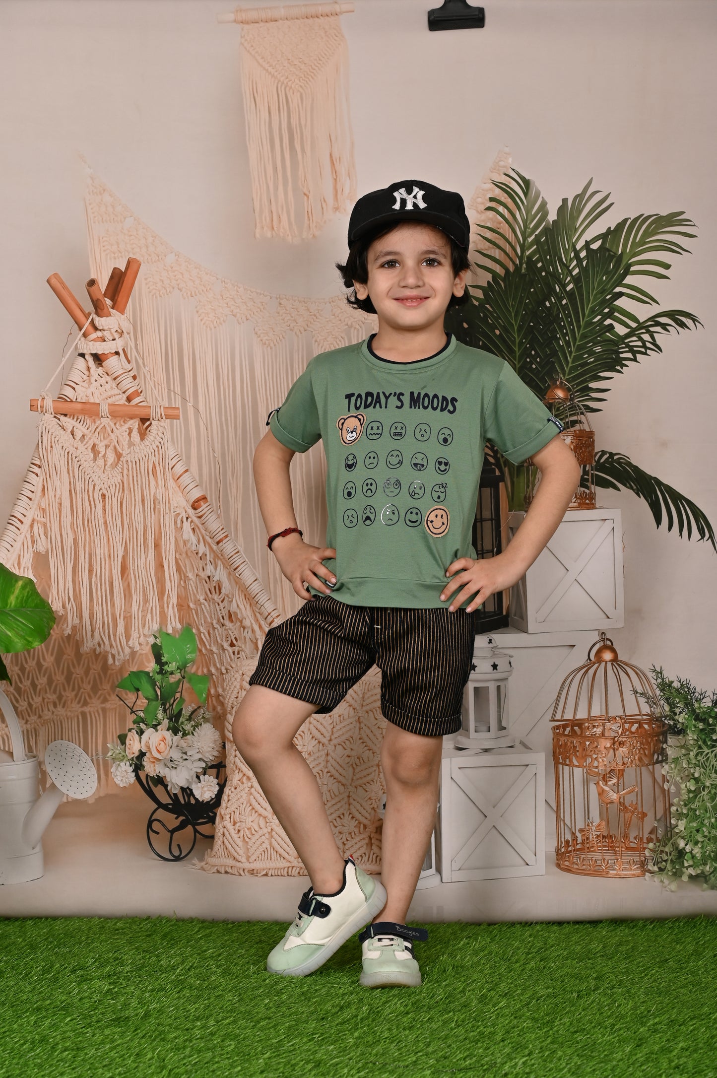 Xpress Your Mood Round Neck T-Shirt & Pant Set