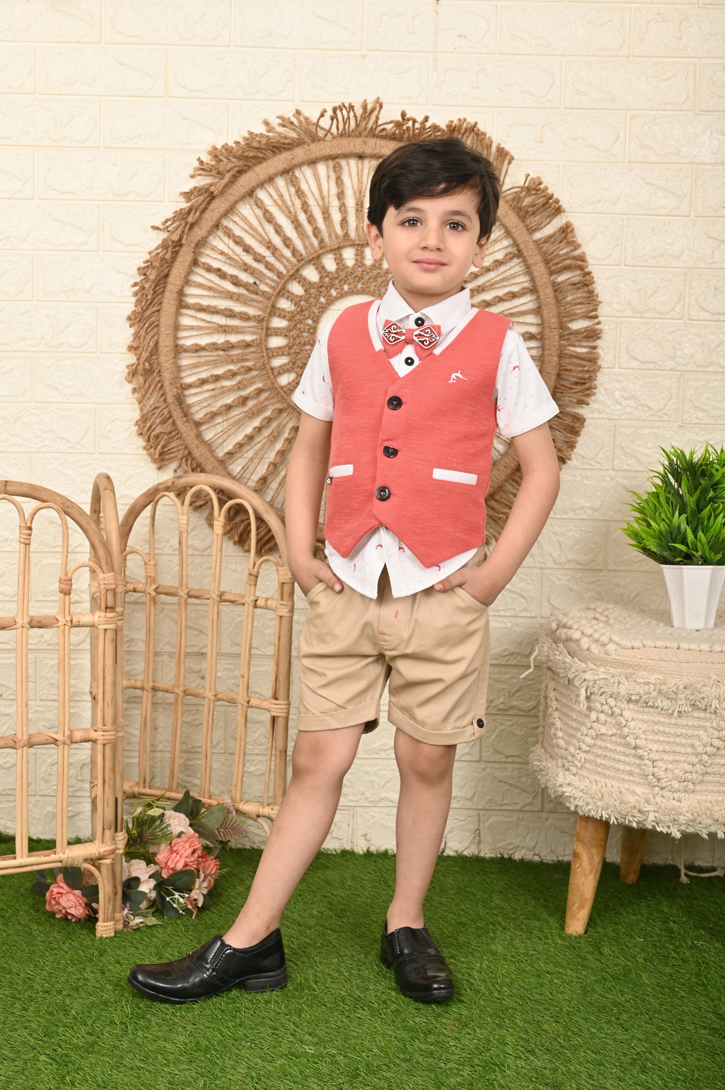 Chic & Smart Waist Coat With a Tie & Short Set