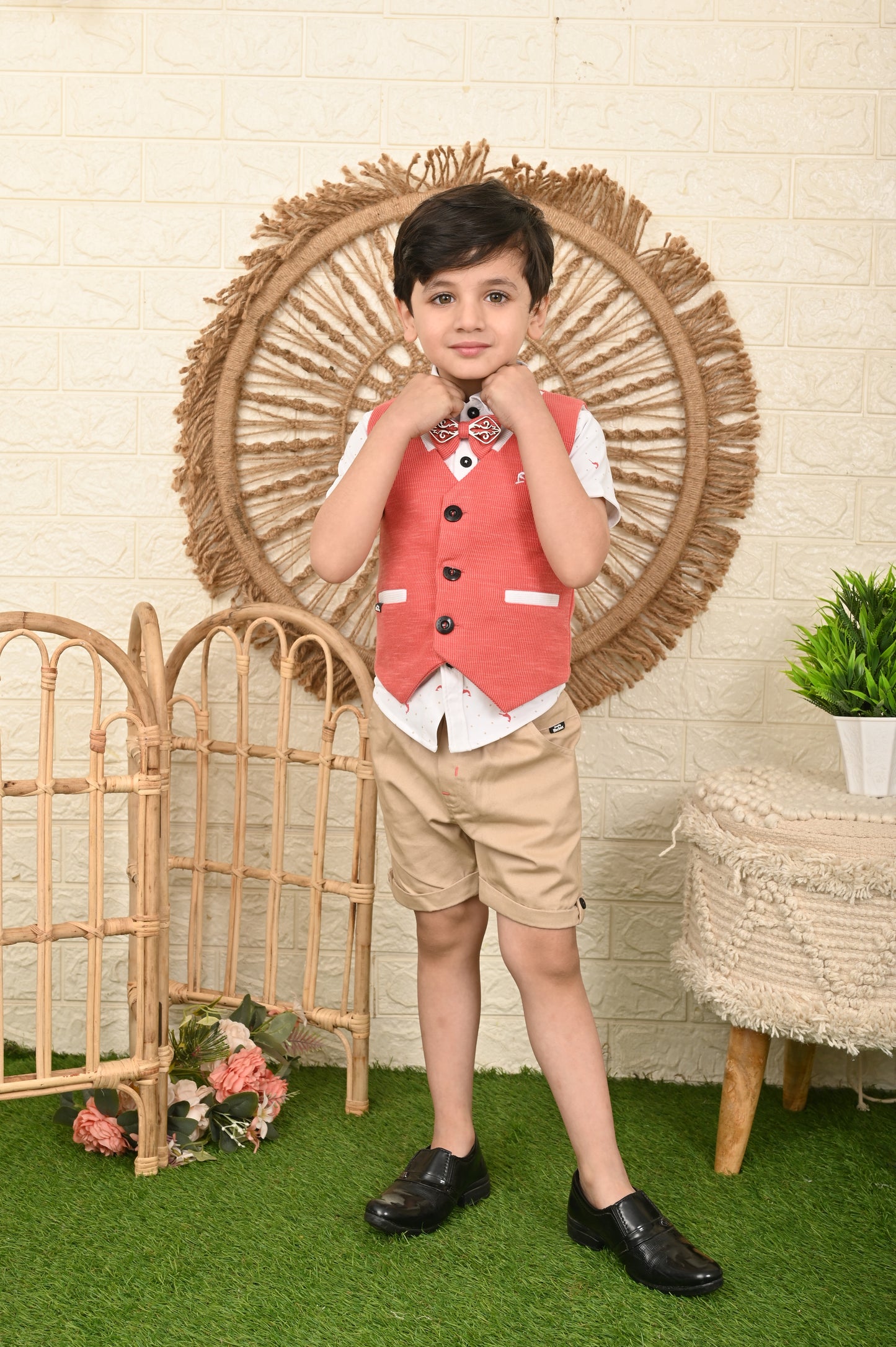 Chic & Smart Waist Coat With a Tie & Short Set