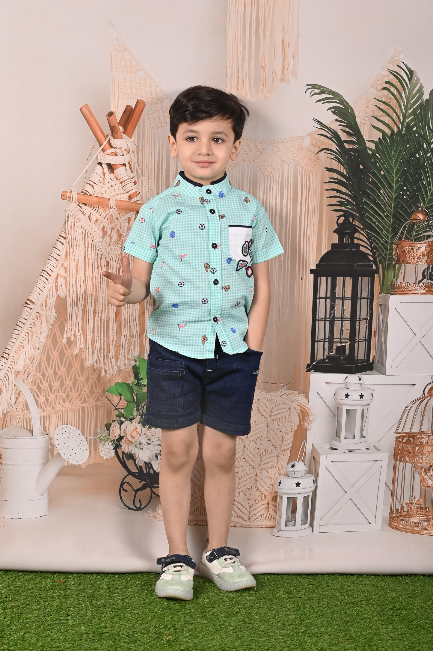 Chic Playful Shirt & Short Set
