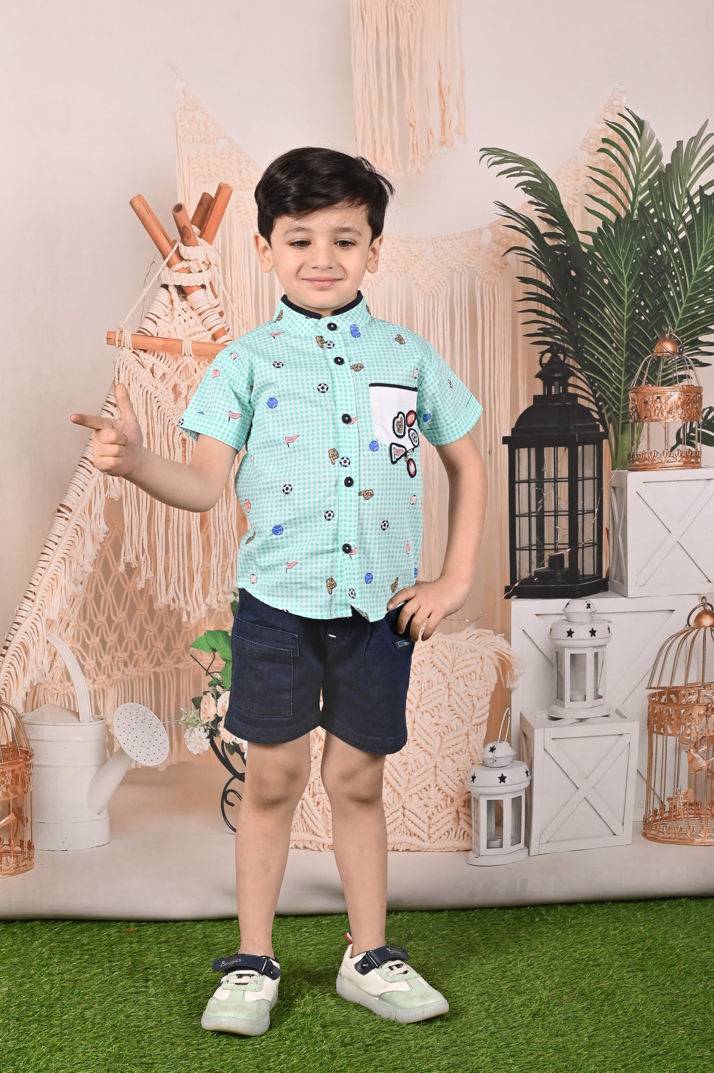 Chic Playful Shirt & Short Set