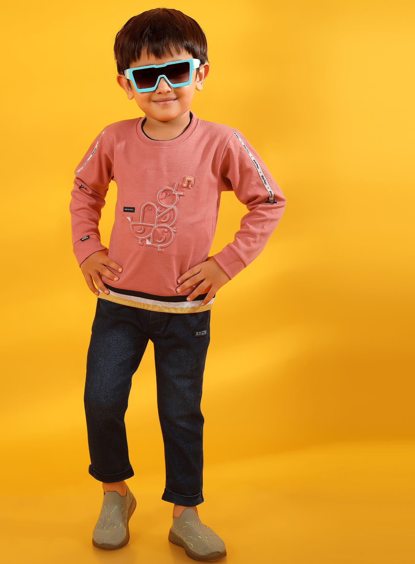 Embossed Chirpy Birds Round Neck Full Top And Pant Set