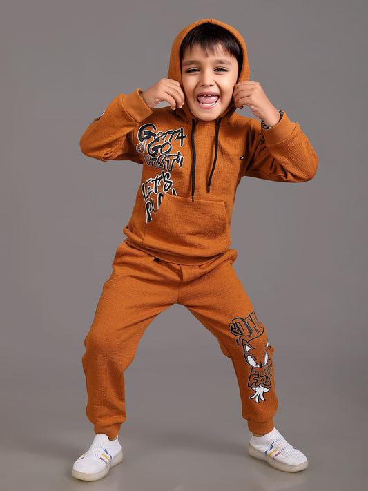Smart Airport Look with Hood Full T-Shirt & Pant Set