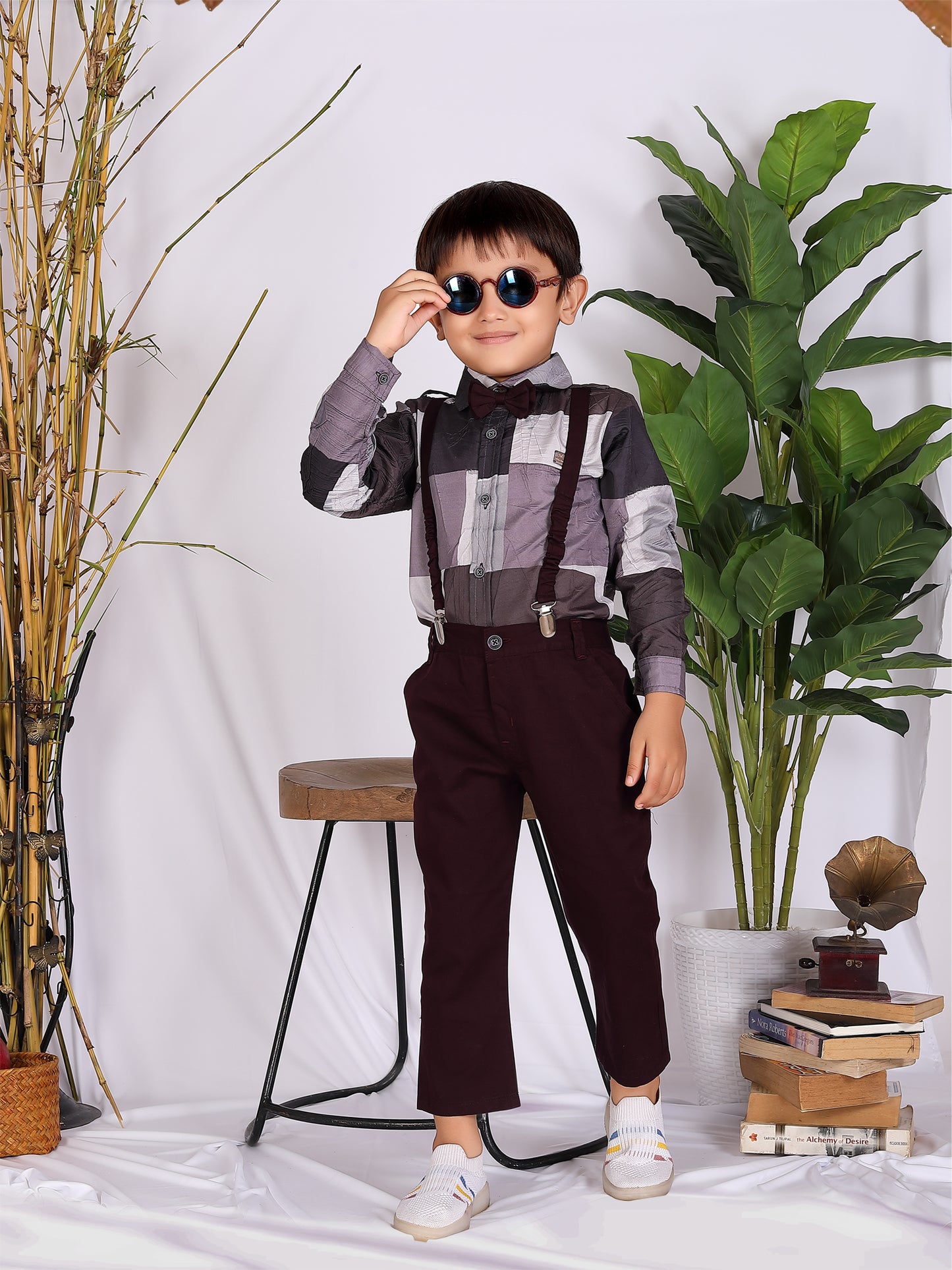 Checks Gallis Full Shirt and Pant Set